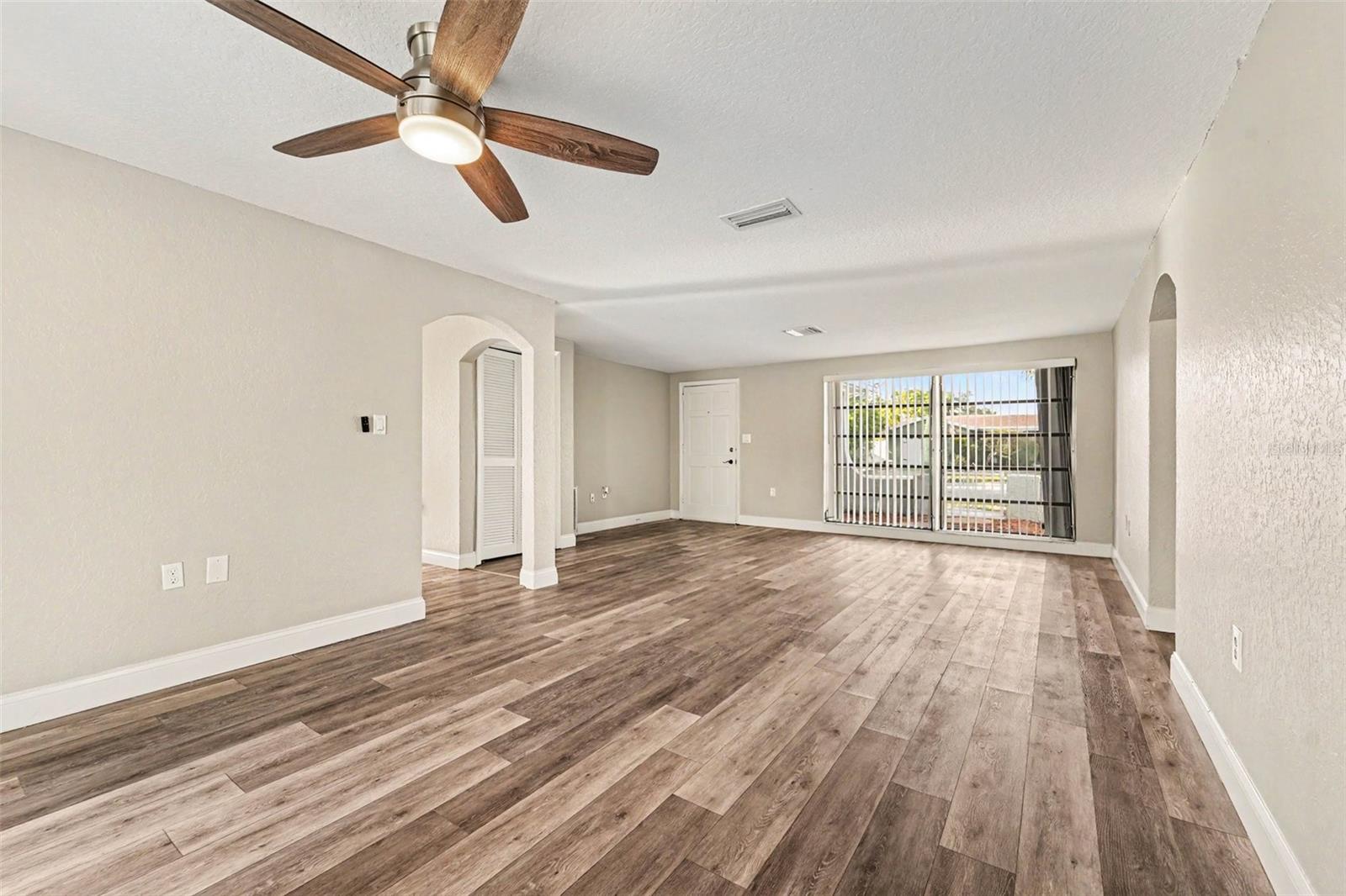 HOLIDAY LAKE ESTATES - Residential