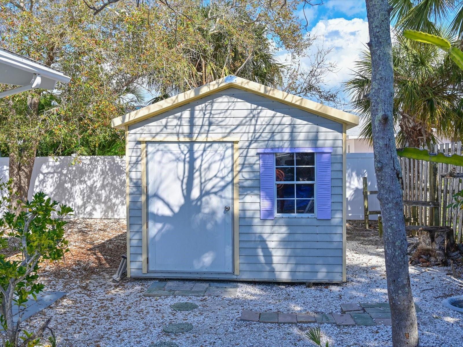LUANA ISLES - Residential