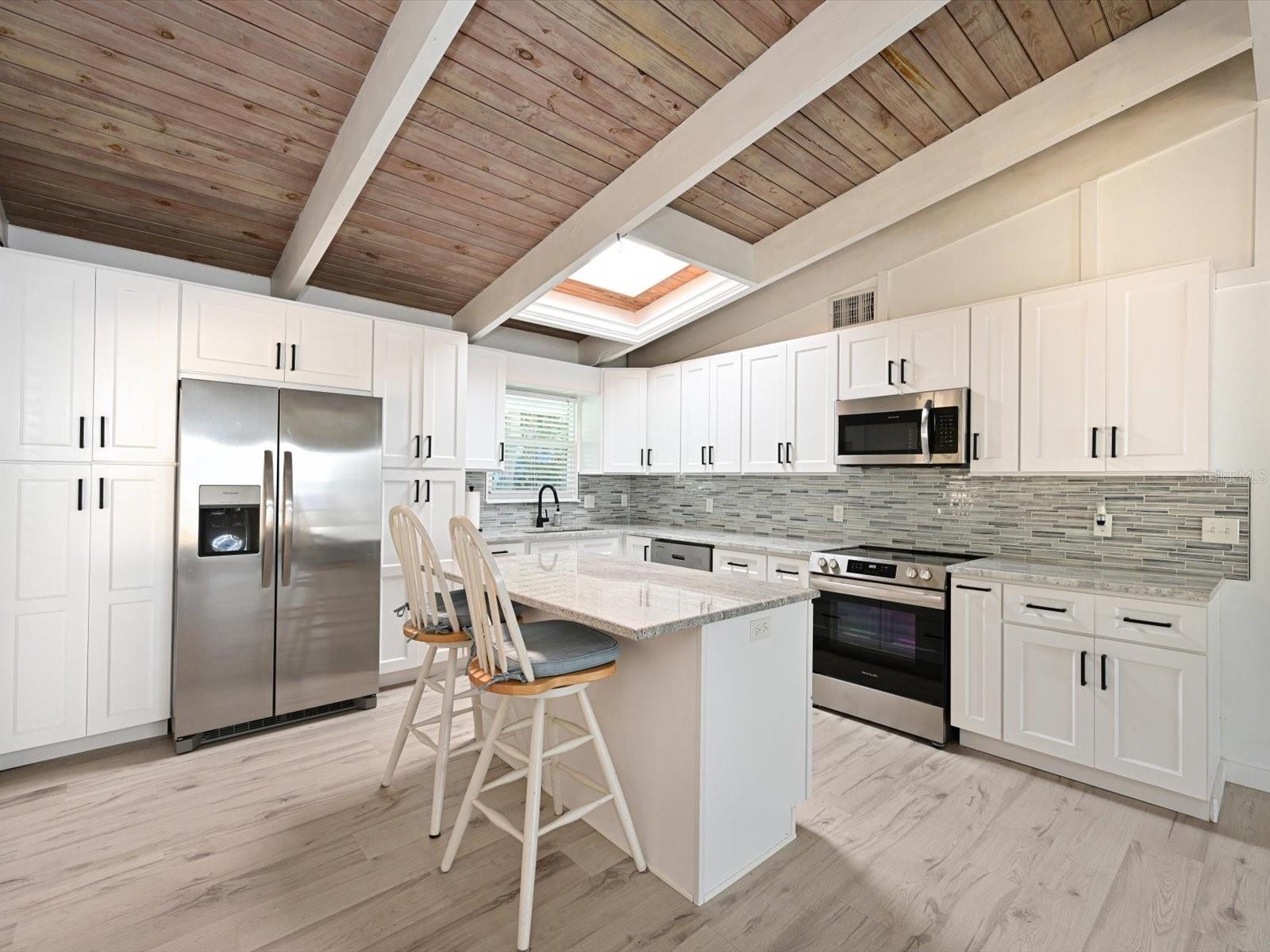 LUANA ISLES - Residential