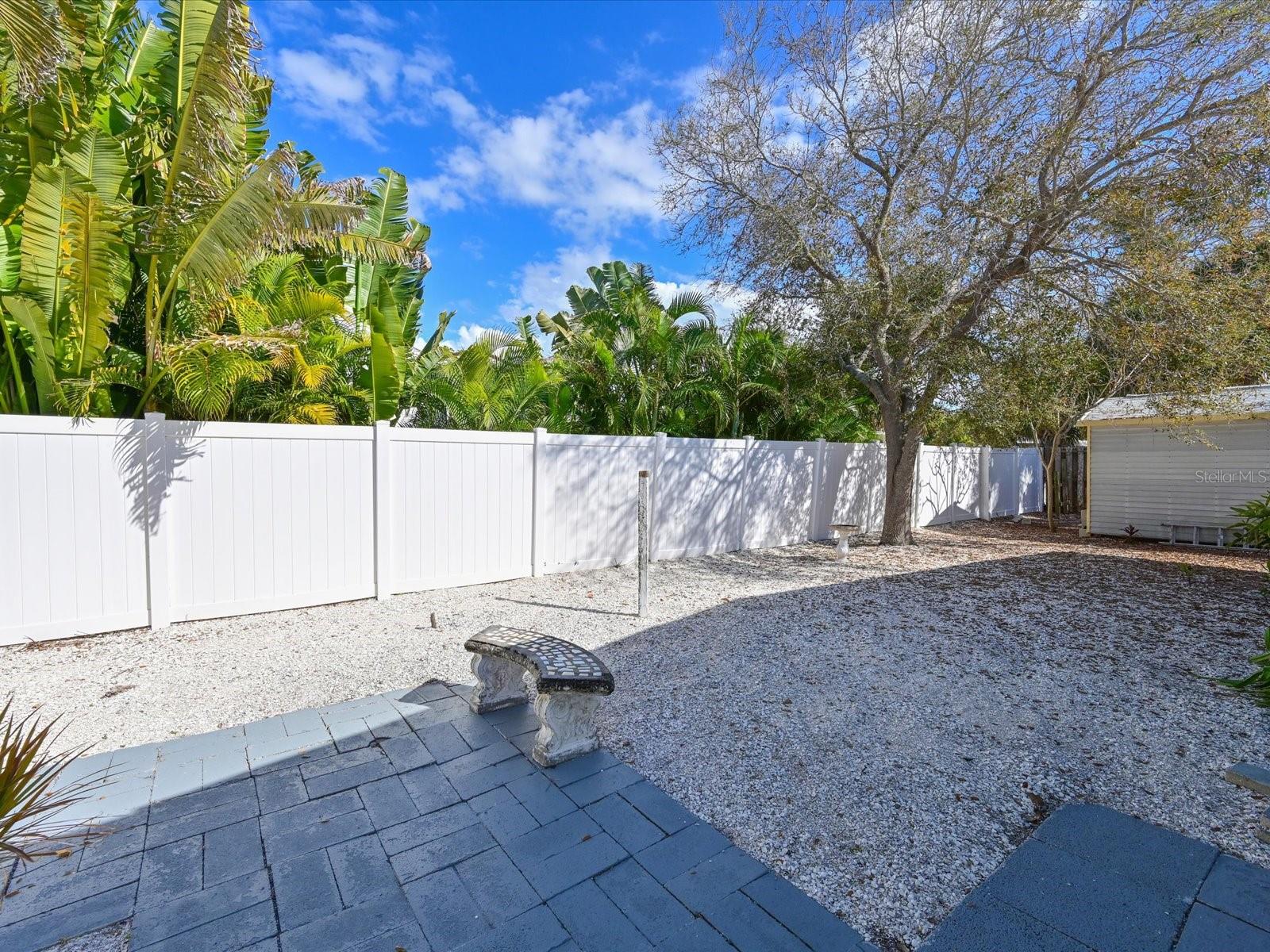 LUANA ISLES - Residential