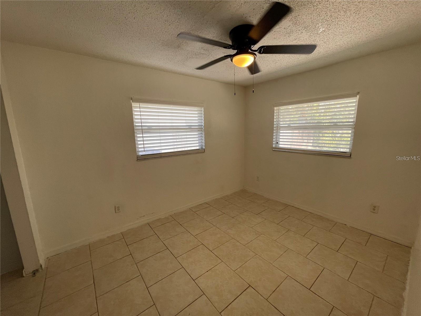 LARGO LAKE APTS - Residential Lease