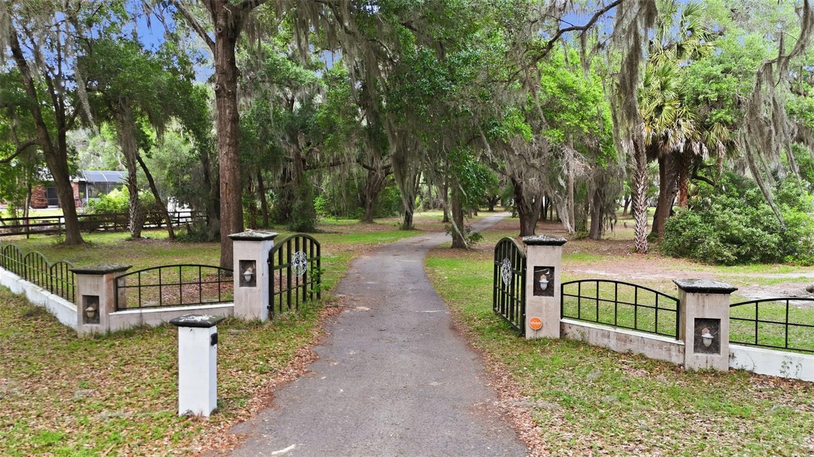 SUNSET ACRES - Residential