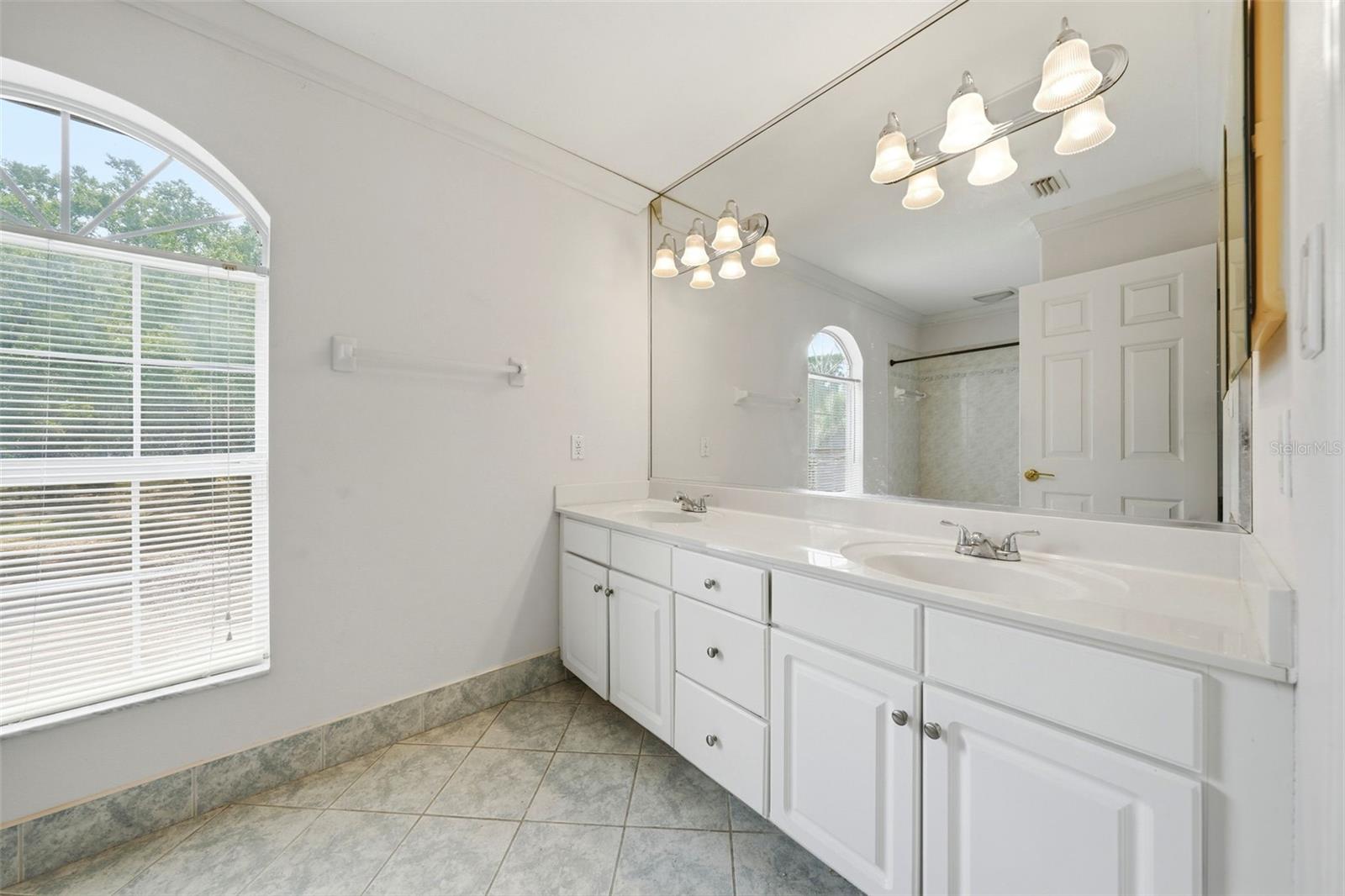 SUNSET ACRES - Residential