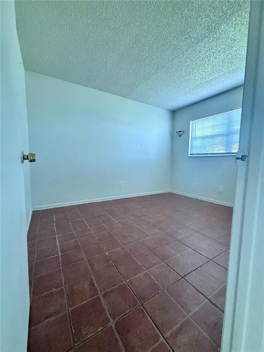 SILVER DOWNS - Residential Lease