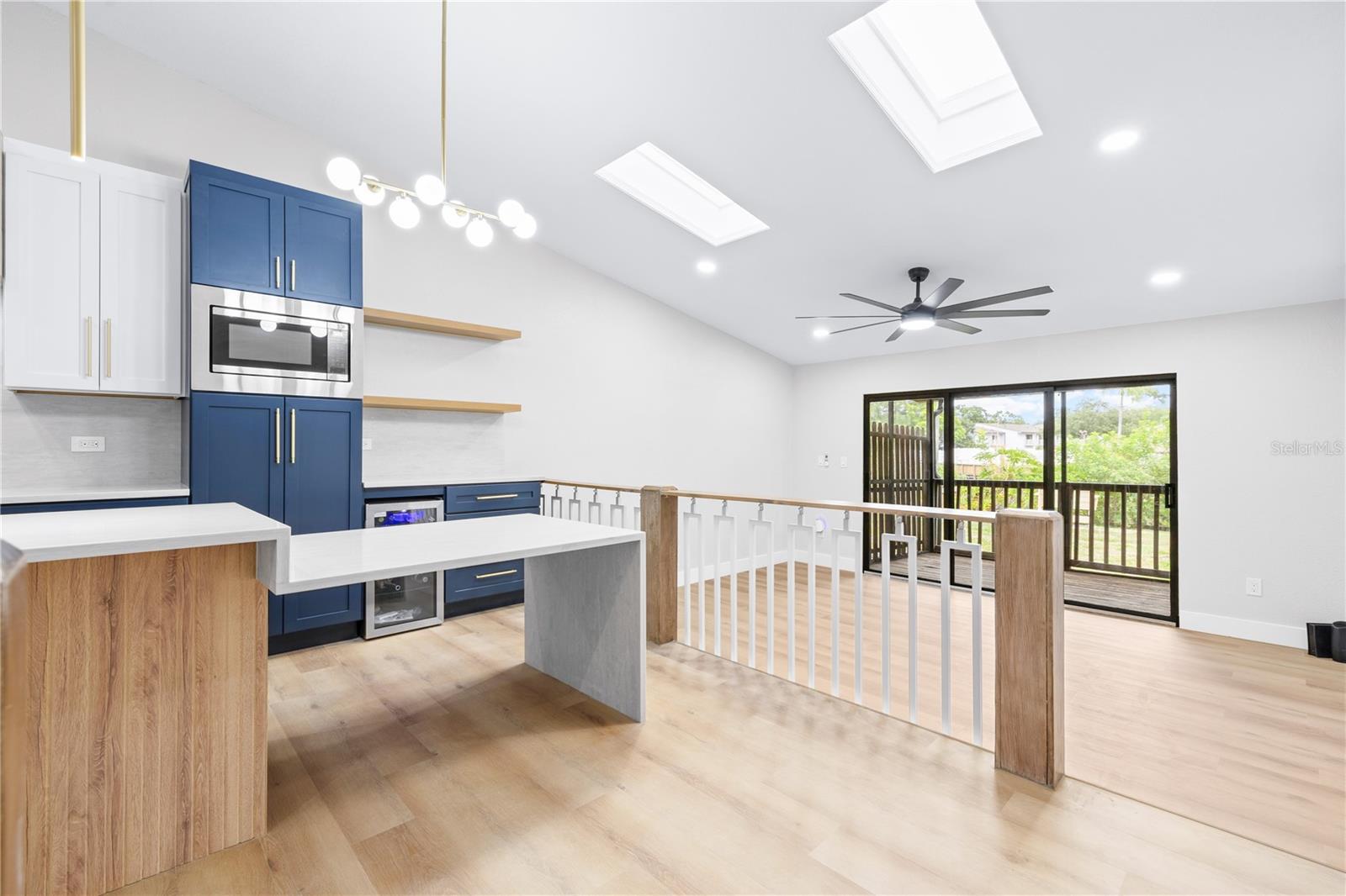 LAKE FOREST CONDO - Residential
