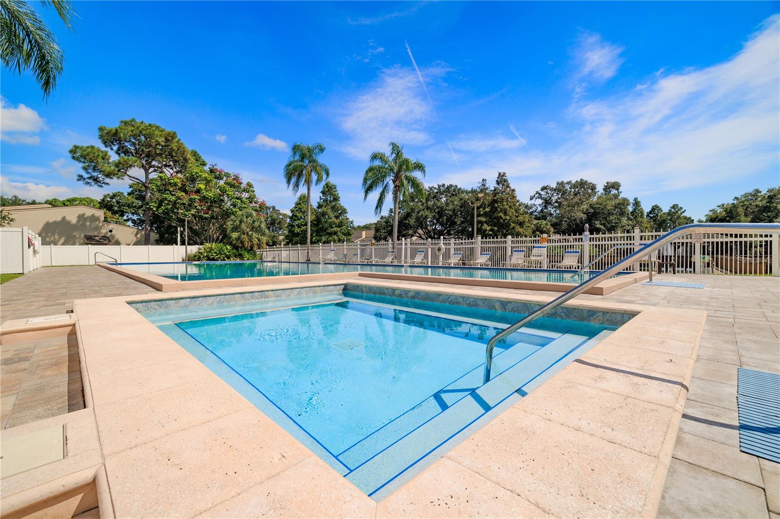 LAKE FOREST CONDO - Residential