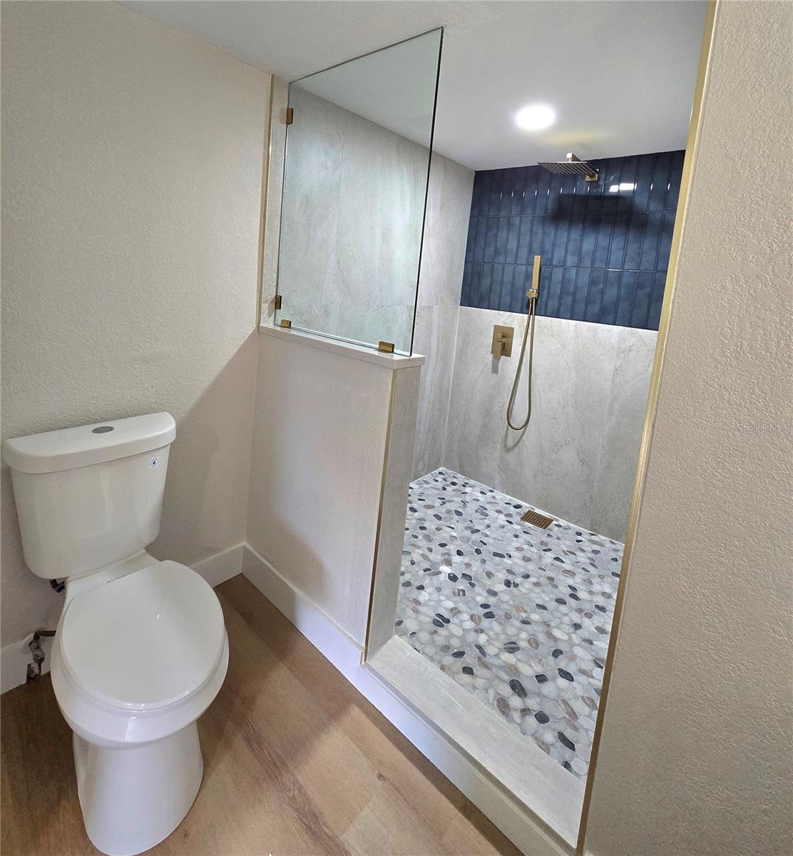 LAKE FOREST CONDO - Residential
