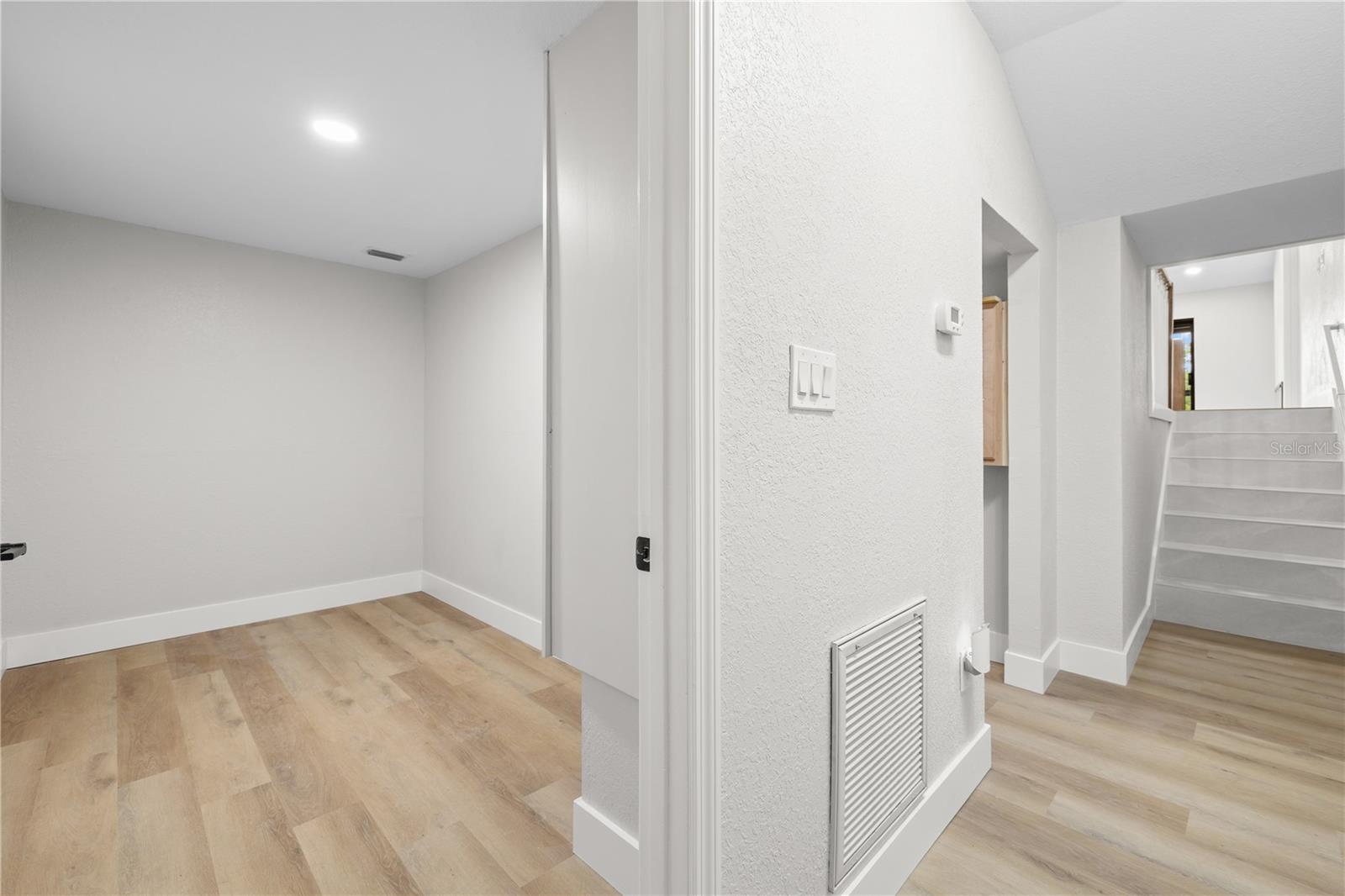 LAKE FOREST CONDO - Residential