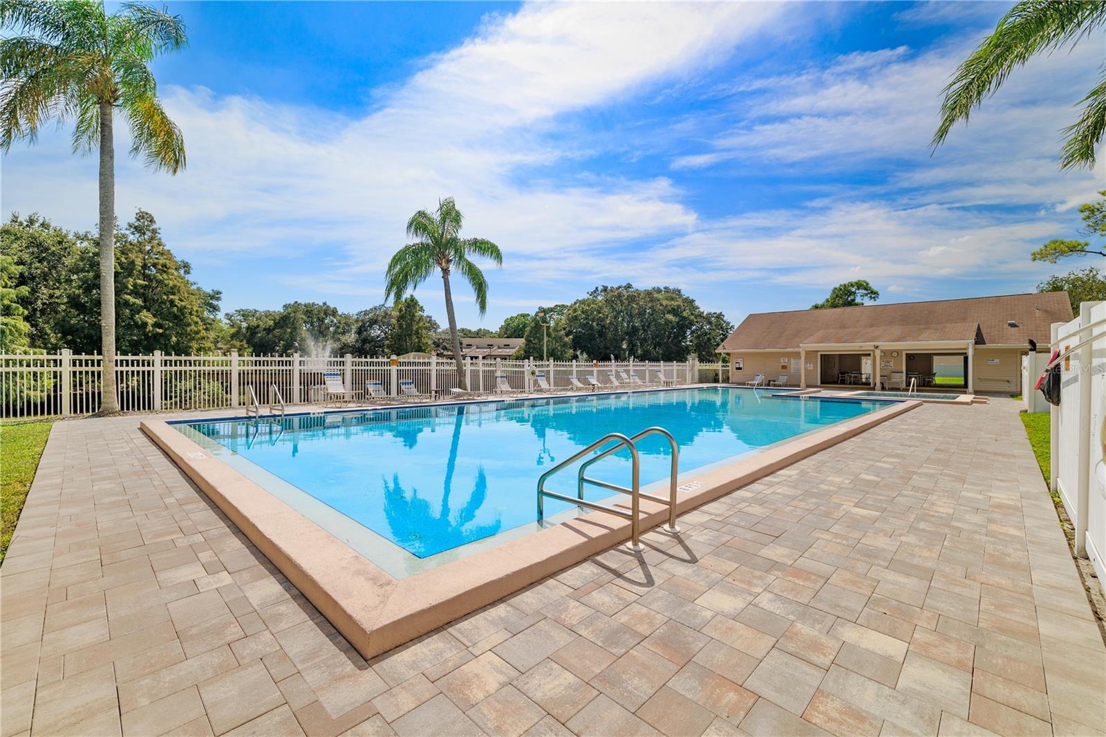 LAKE FOREST CONDO - Residential