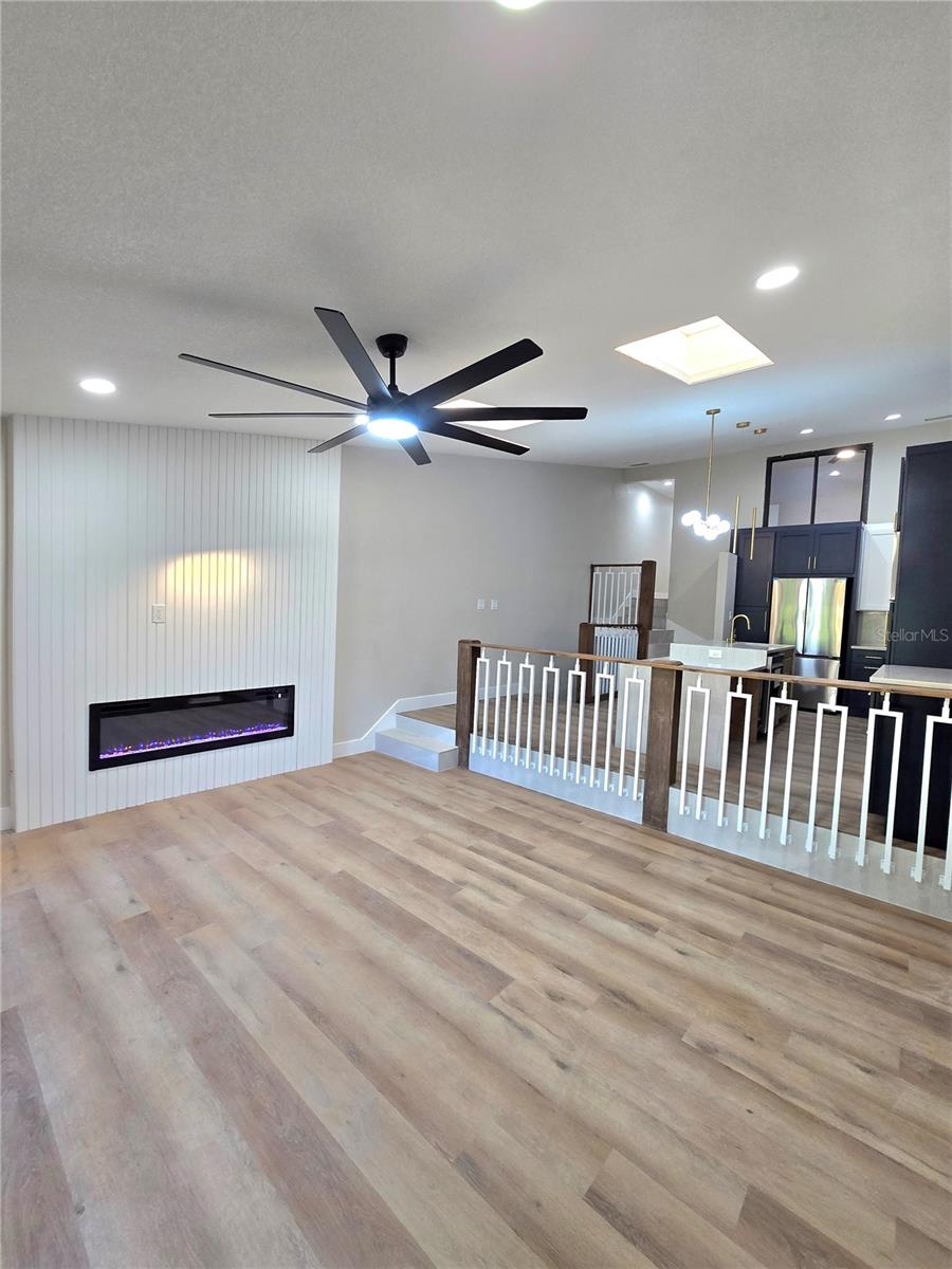 LAKE FOREST CONDO - Residential