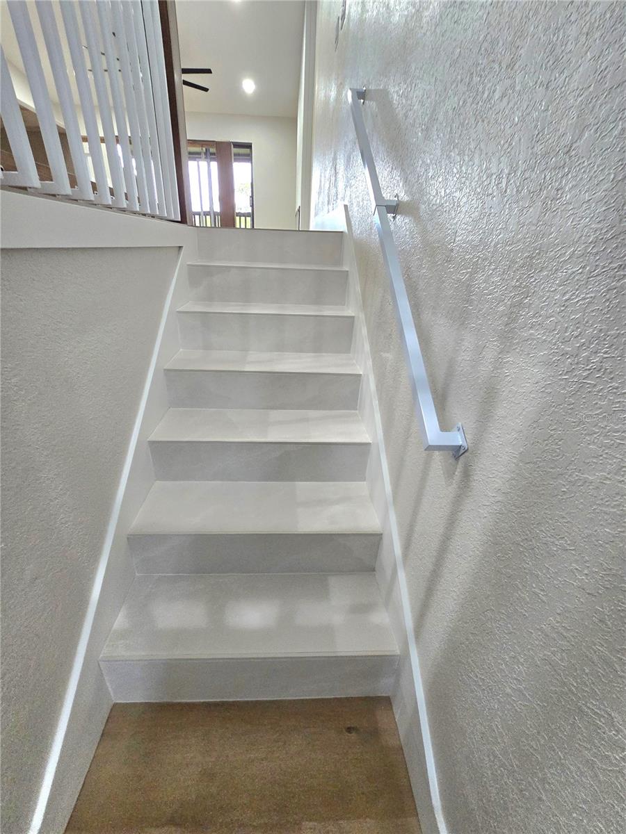 LAKE FOREST CONDO - Residential