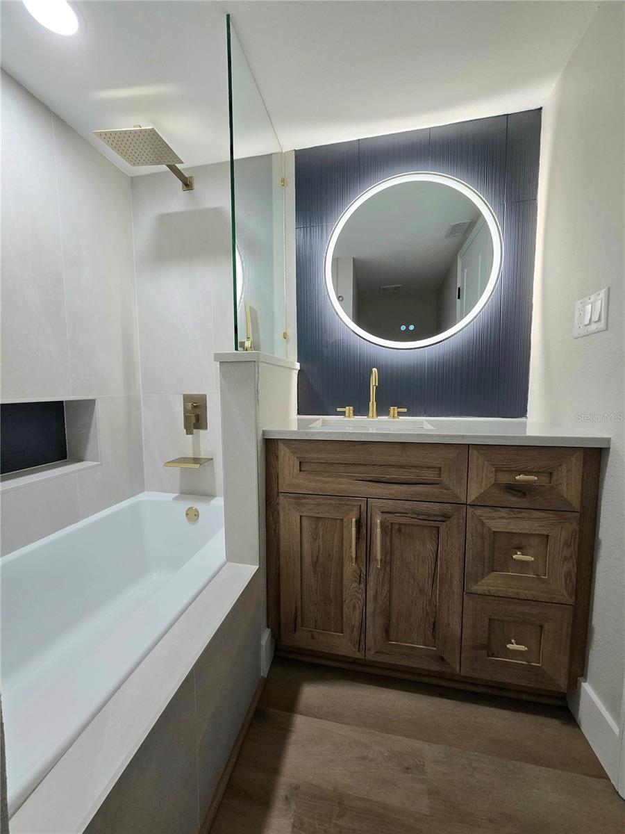 LAKE FOREST CONDO - Residential