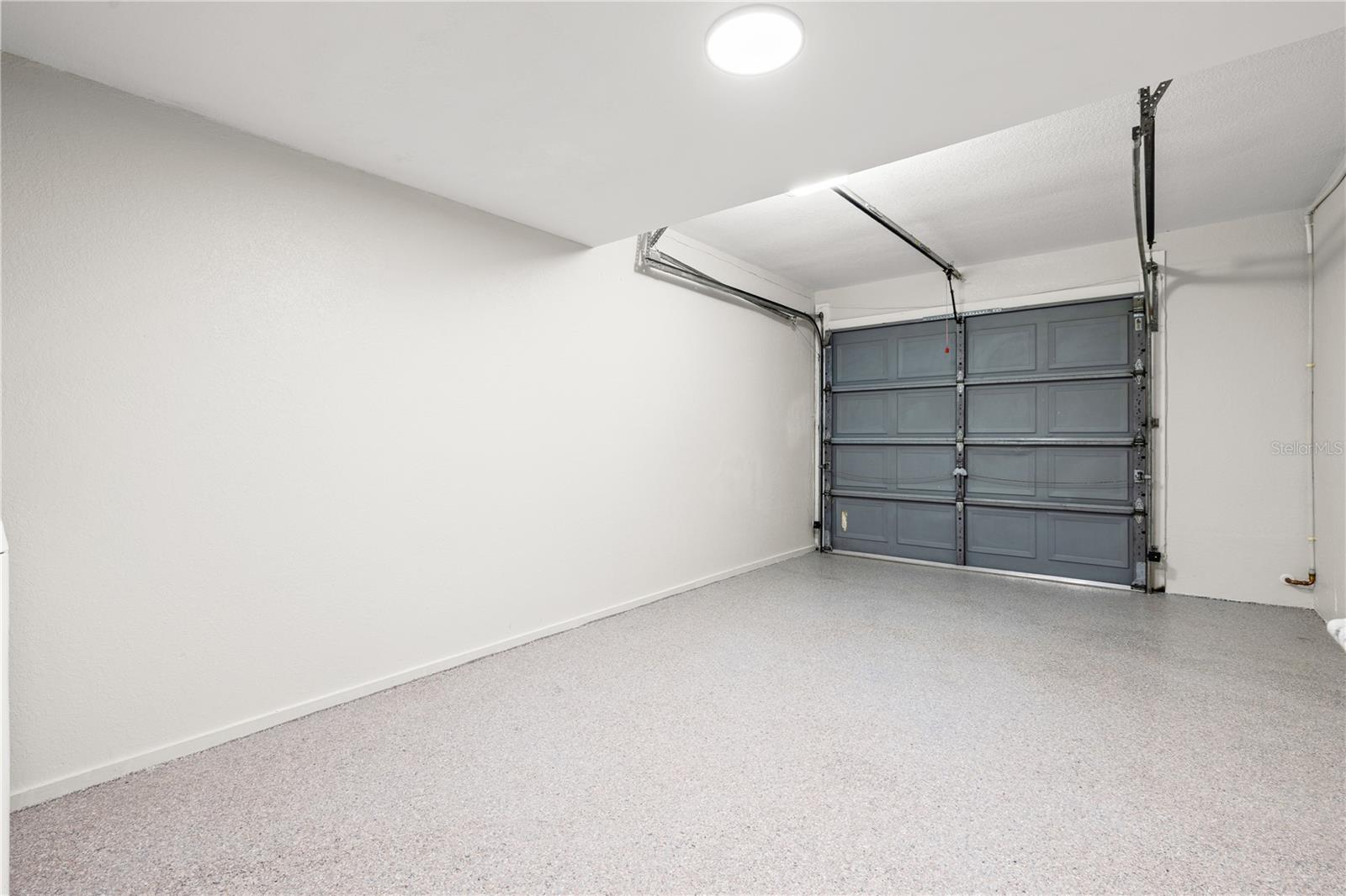 LAKE FOREST CONDO - Residential