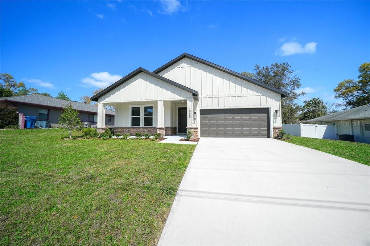 SPRING HILL - Residential