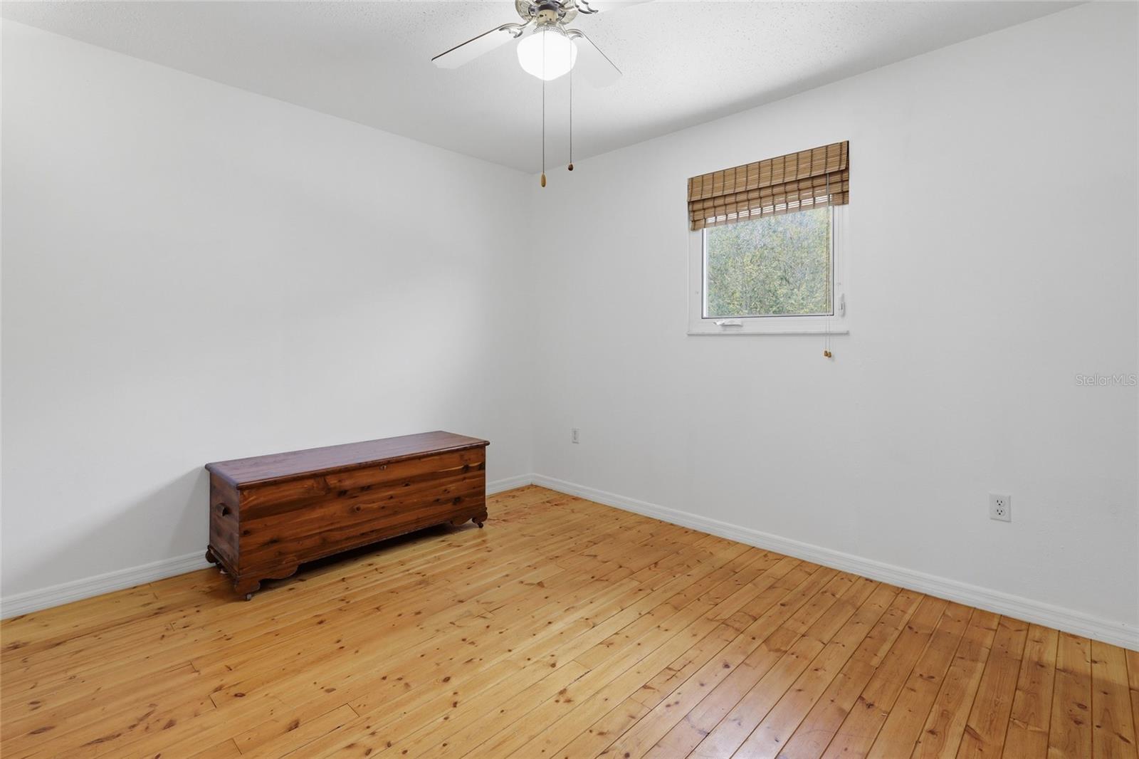 SOUTH GATE UNIT 27 - Residential