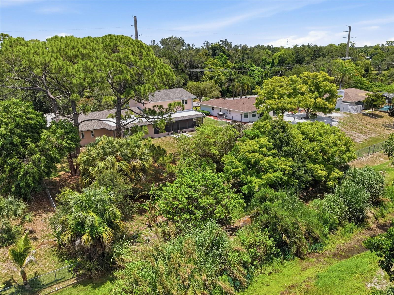 SOUTH GATE UNIT 27 - Residential