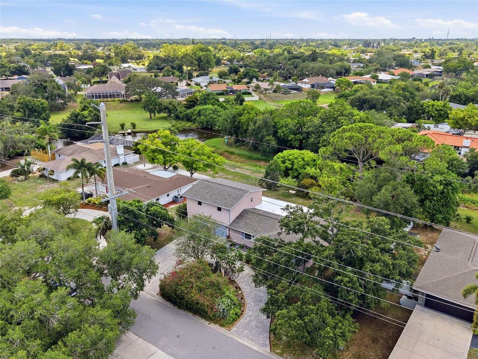 SOUTH GATE UNIT 27 - Residential