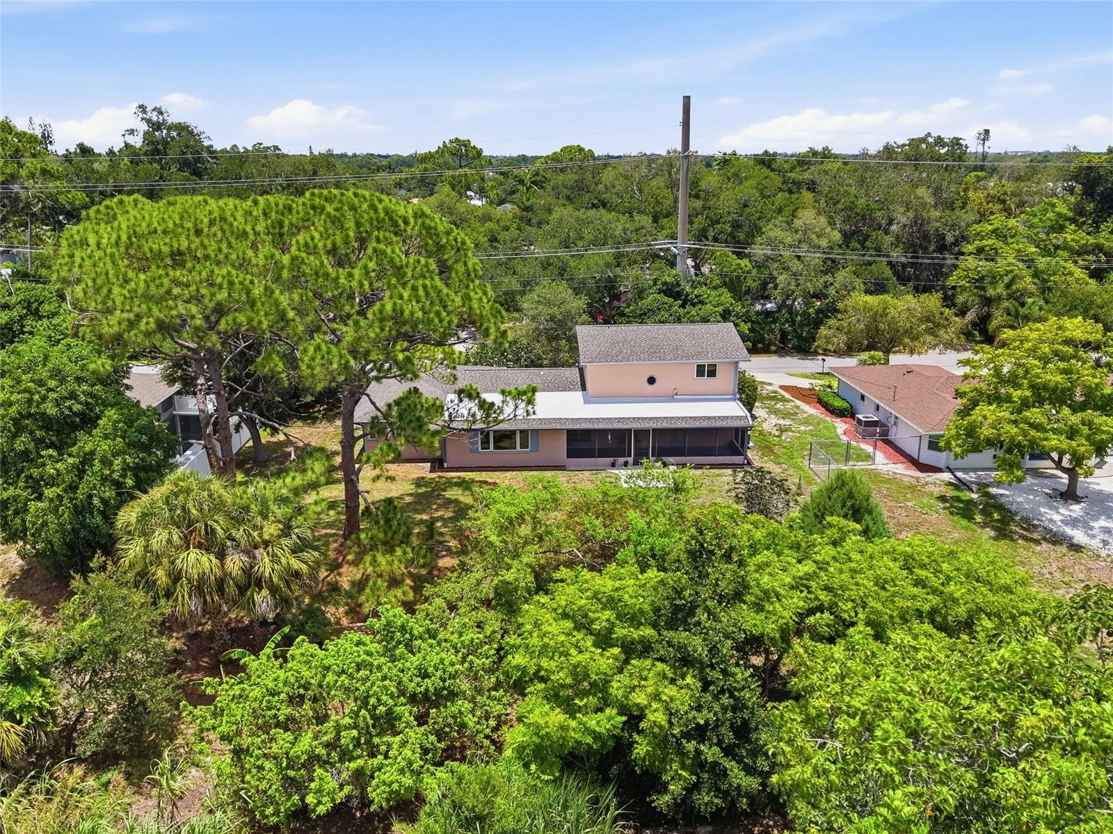 SOUTH GATE UNIT 27 - Residential