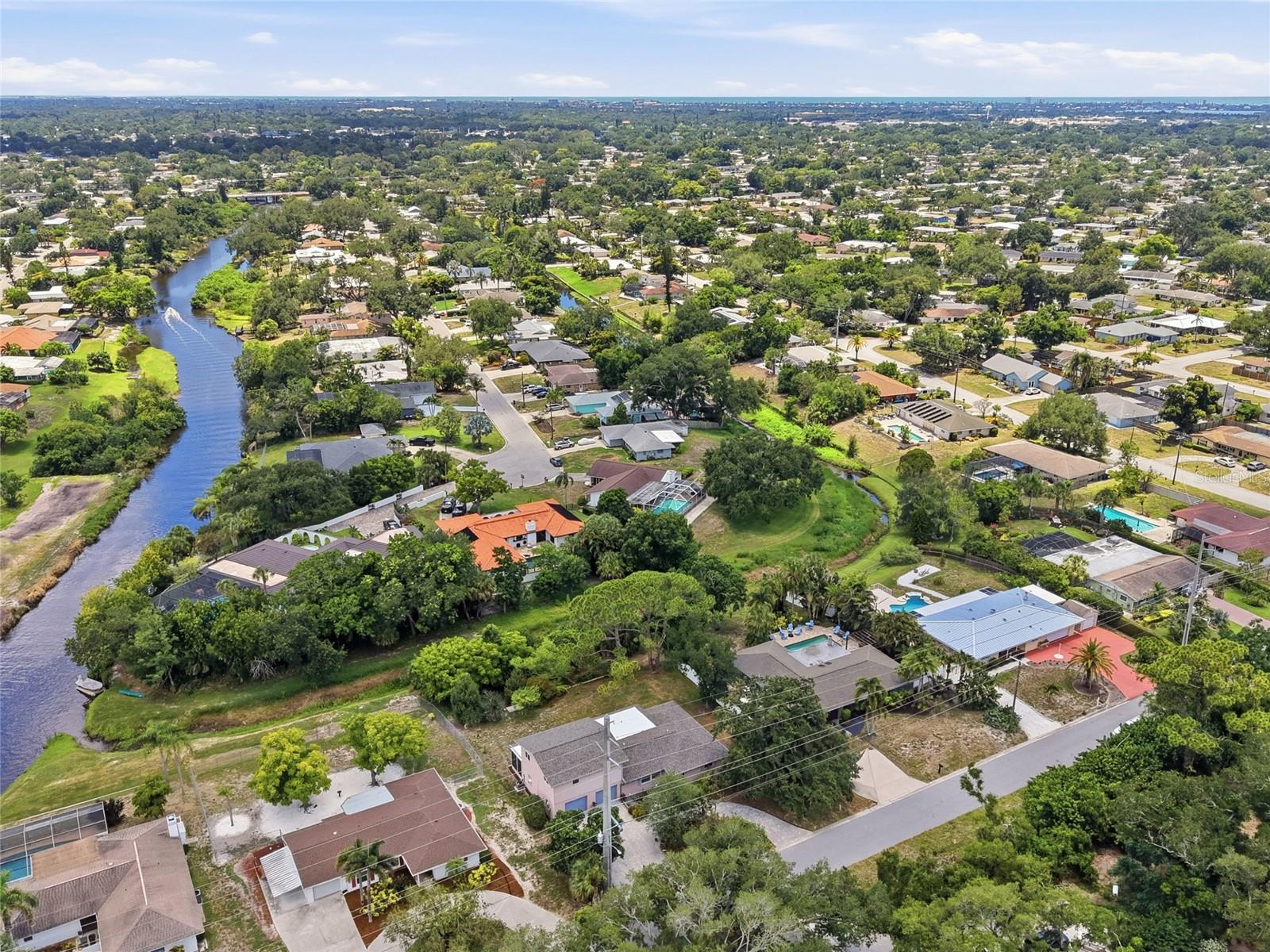 SOUTH GATE UNIT 27 - Residential