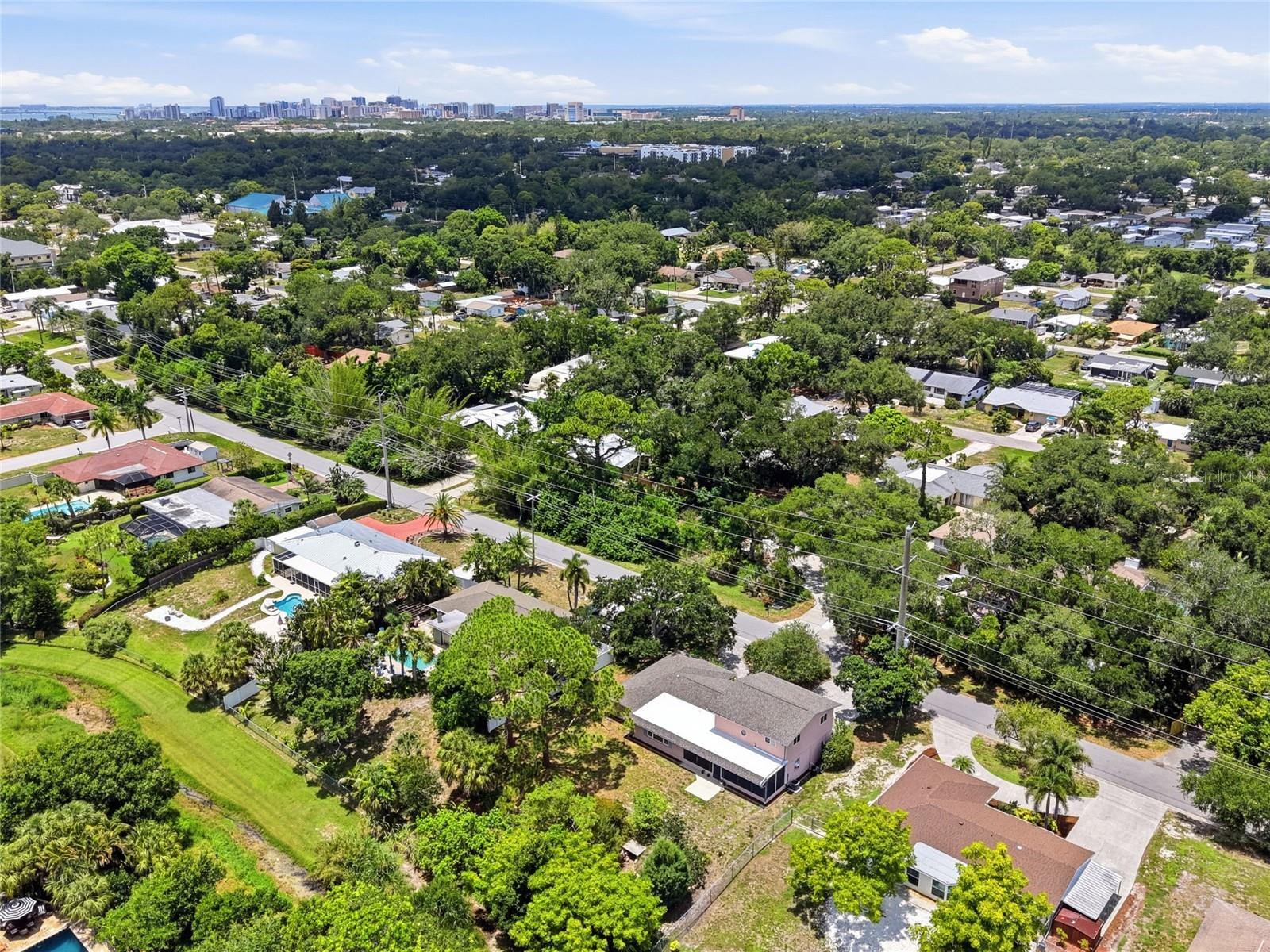 SOUTH GATE UNIT 27 - Residential