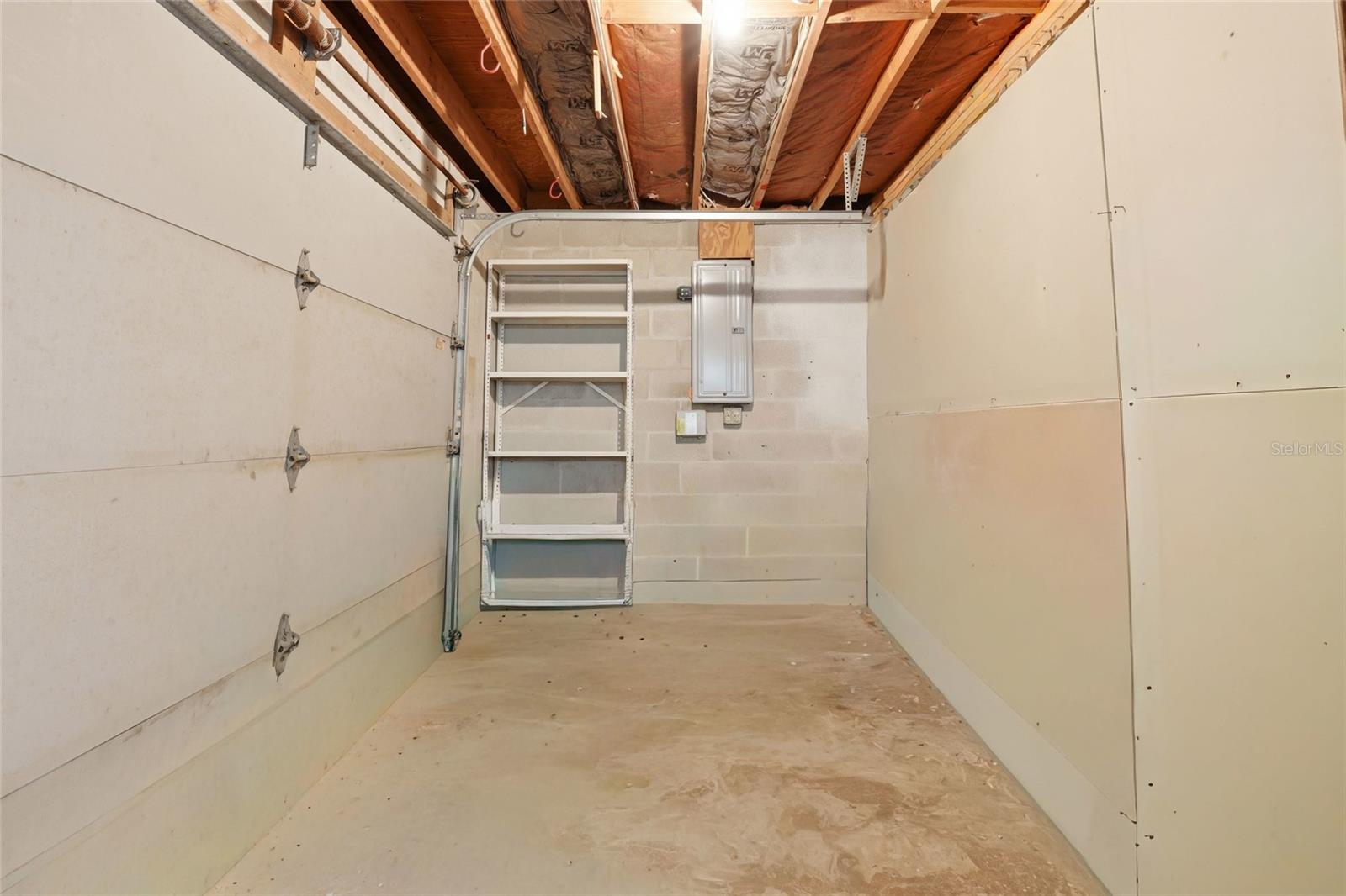 SOUTH GATE UNIT 27 - Residential