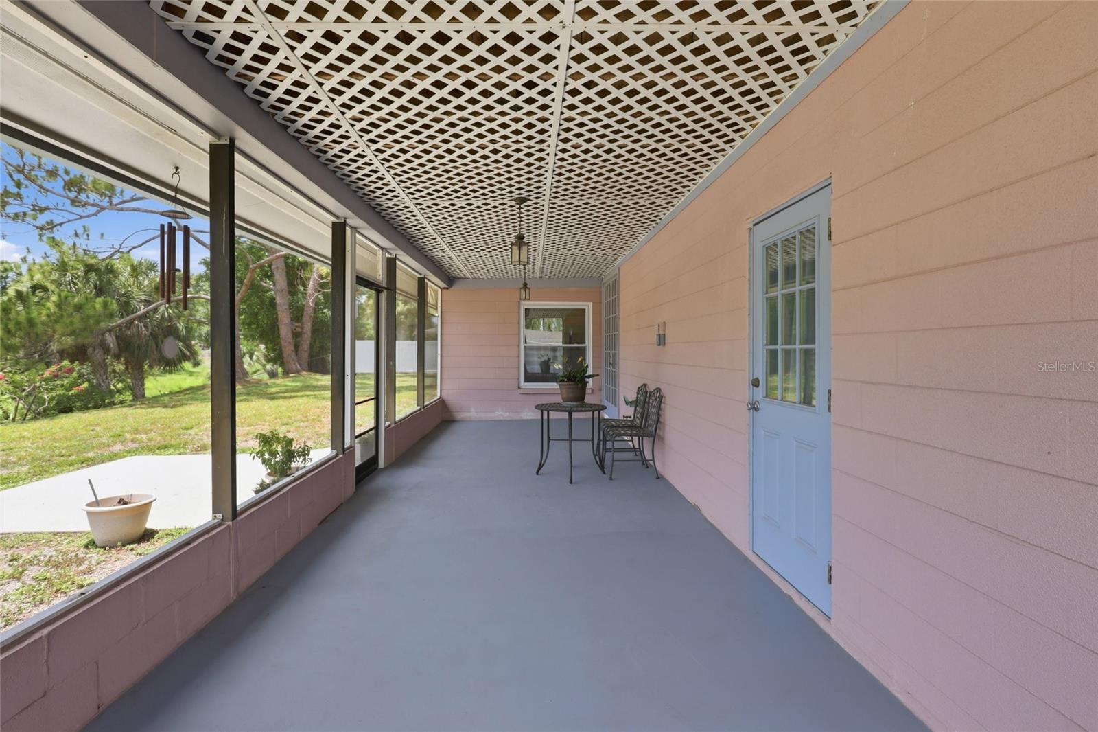 SOUTH GATE UNIT 27 - Residential