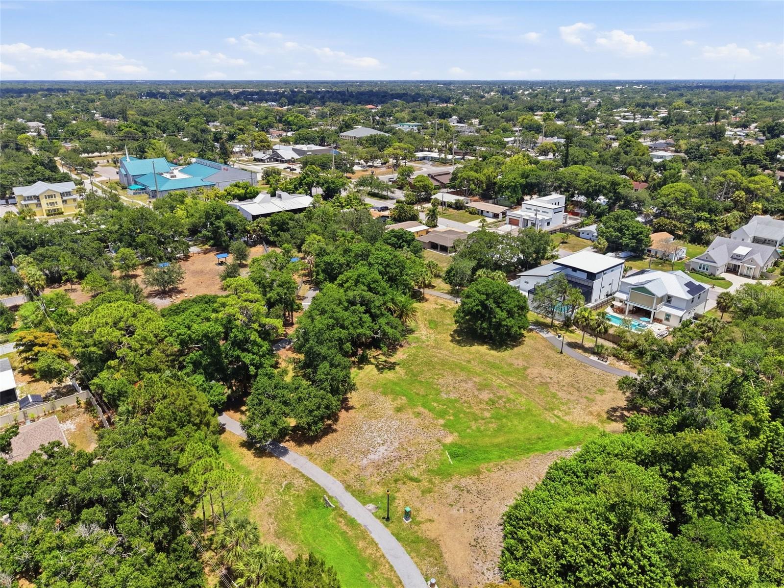 SOUTH GATE UNIT 27 - Residential