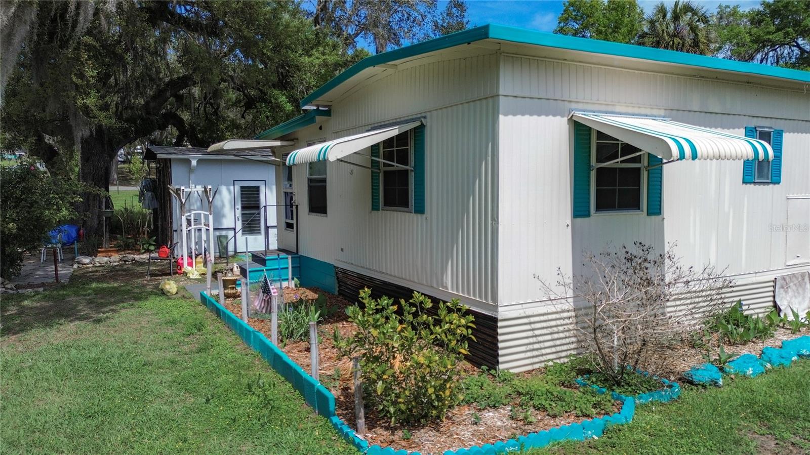 PINE LAKE - Residential
