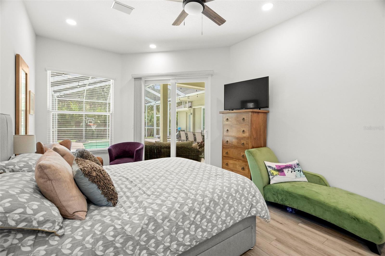 WESTCHASE SEC 370 - Residential Lease