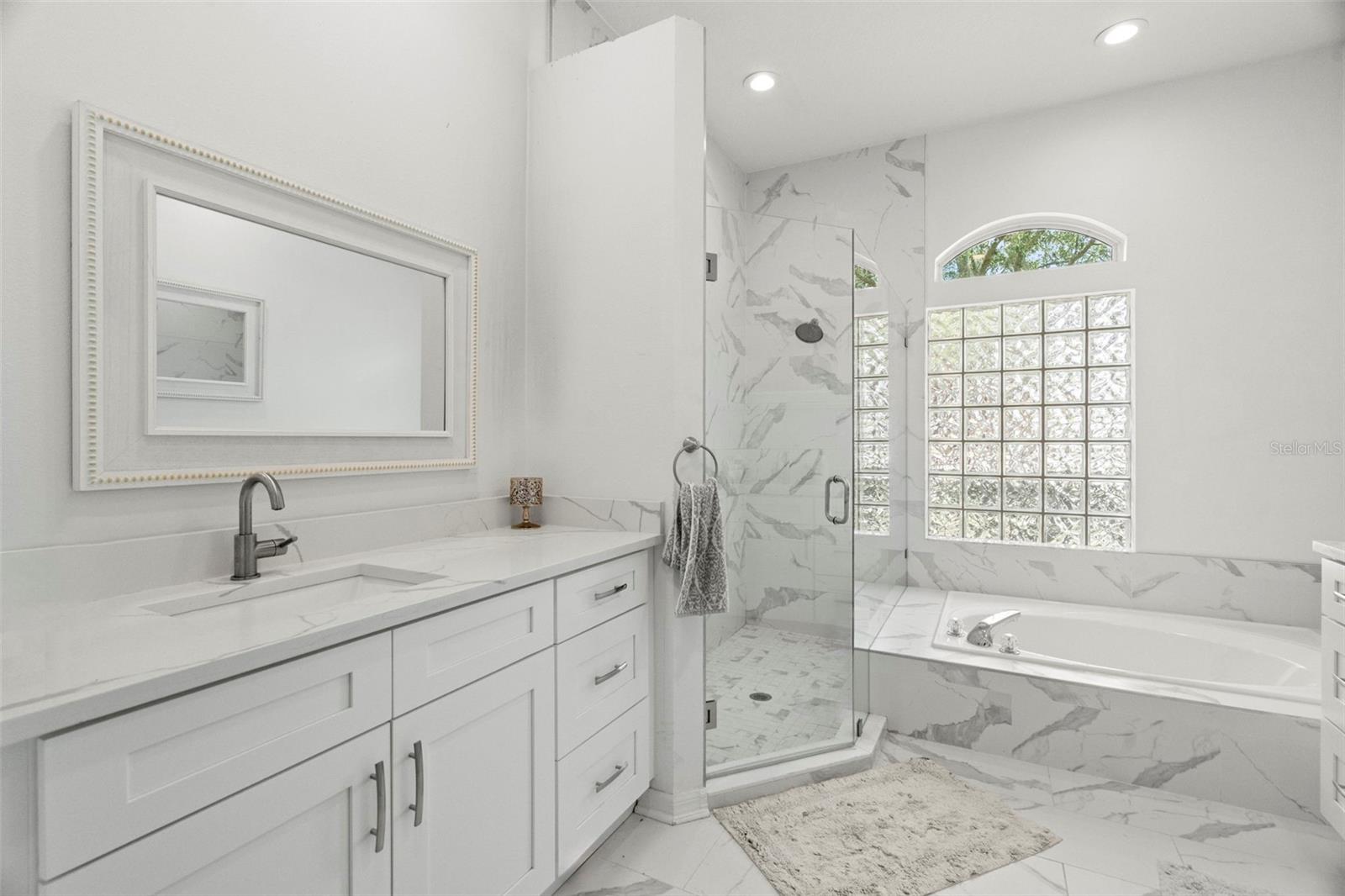 WESTCHASE SEC 370 - Residential Lease