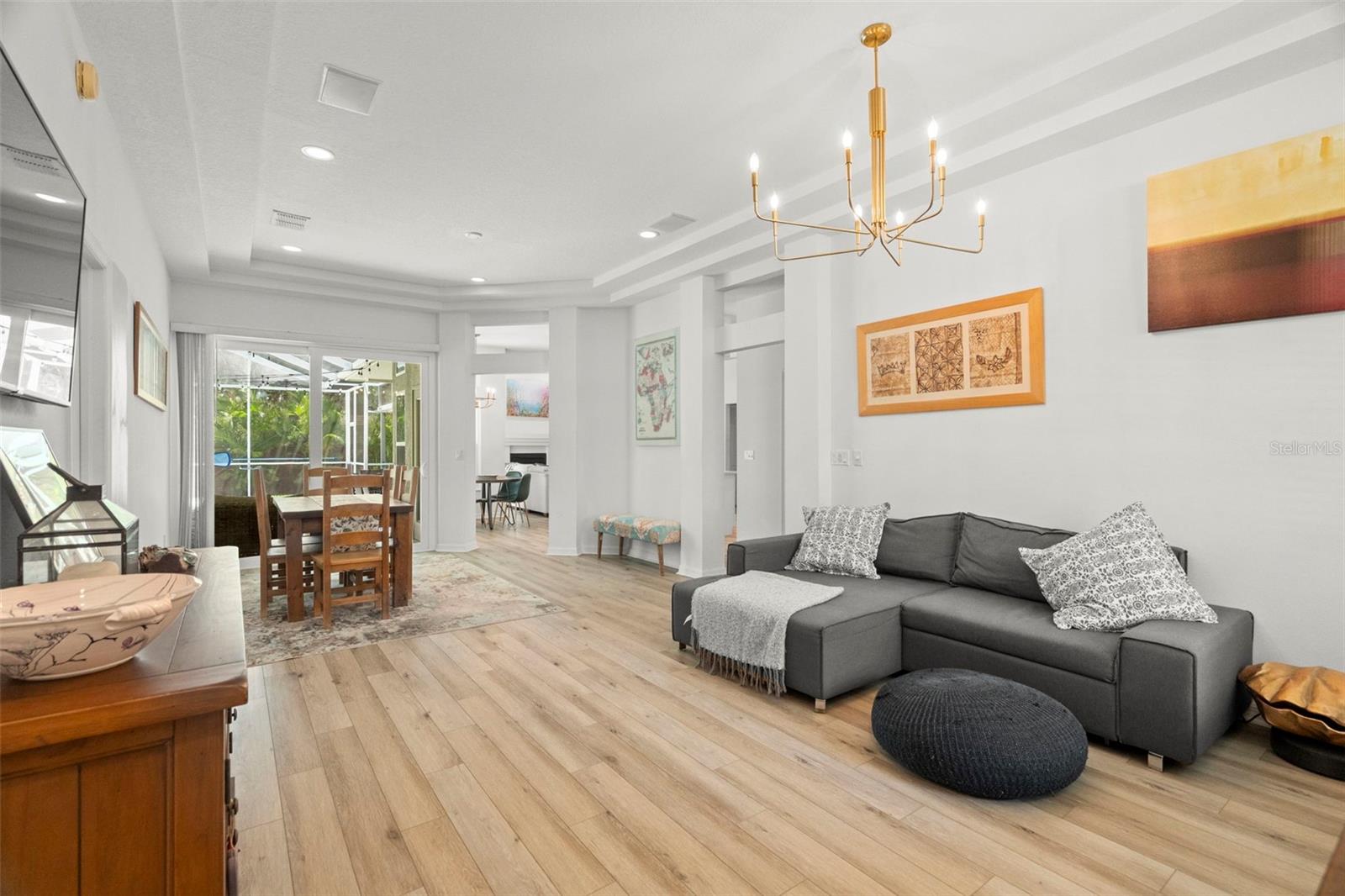 WESTCHASE SEC 370 - Residential Lease