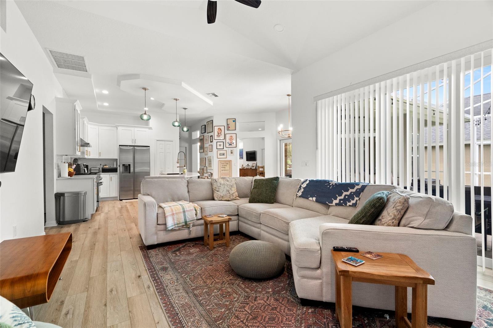WESTCHASE SEC 370 - Residential Lease