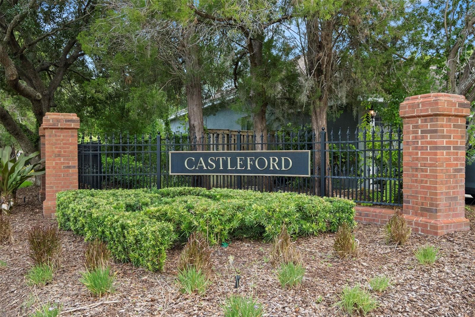 WESTCHASE SEC 370 - Residential Lease