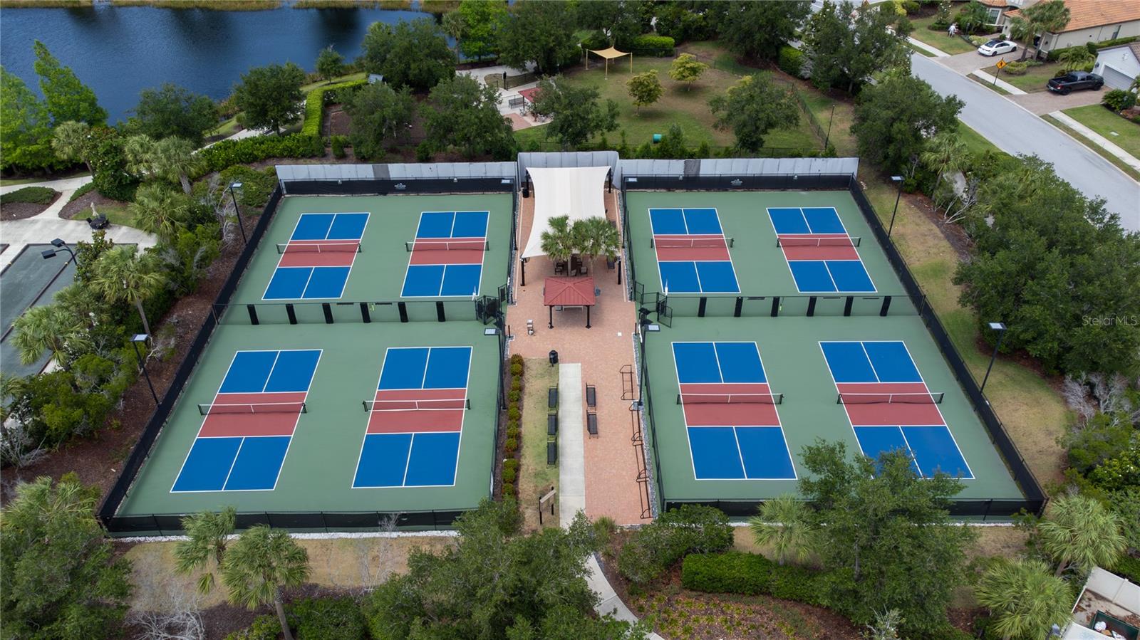 ESPLANADE GOLF AND COUNTRY CLUB - Residential