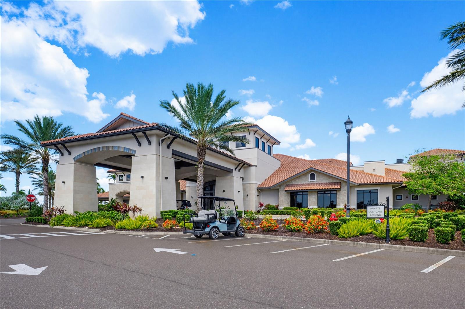 ESPLANADE GOLF AND COUNTRY CLUB - Residential