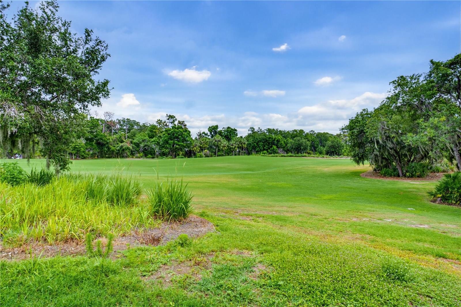 ESPLANADE GOLF AND COUNTRY CLUB - Residential