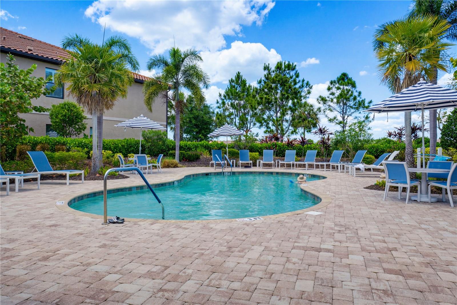 ESPLANADE GOLF AND COUNTRY CLUB - Residential