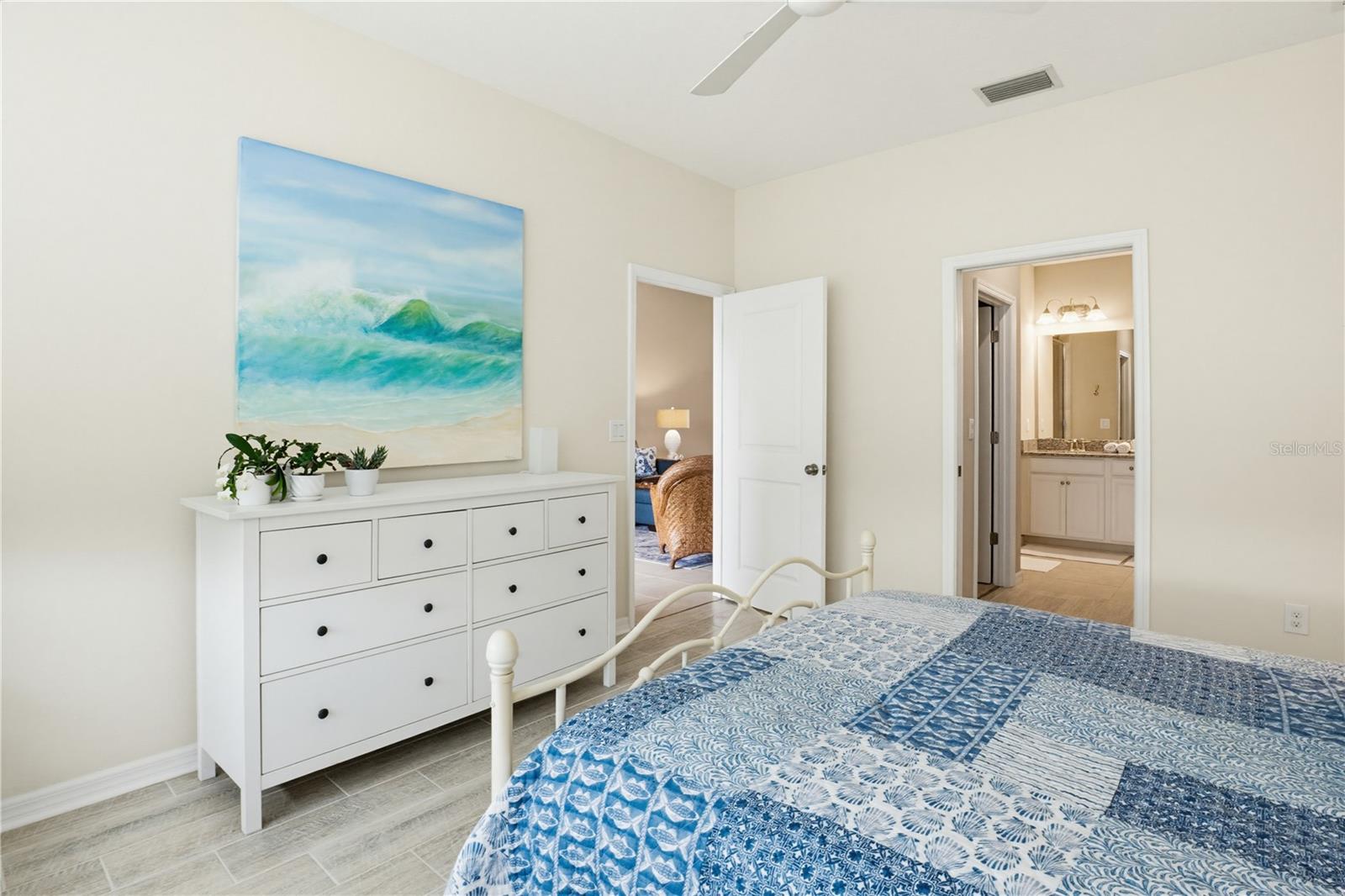 ESPLANADE GOLF AND COUNTRY CLUB - Residential