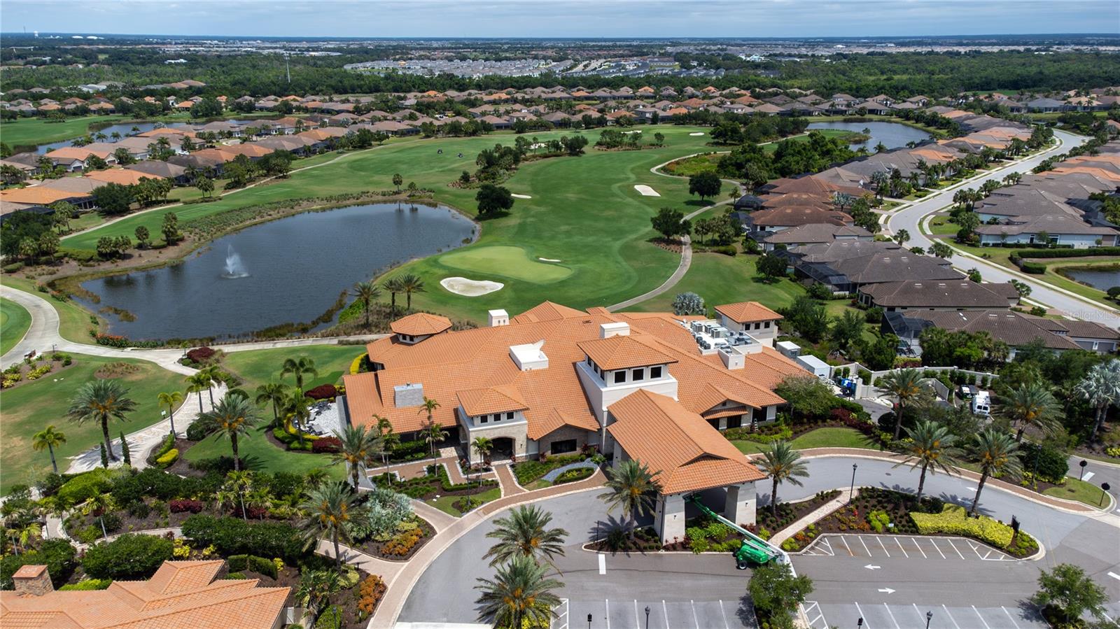ESPLANADE GOLF AND COUNTRY CLUB - Residential