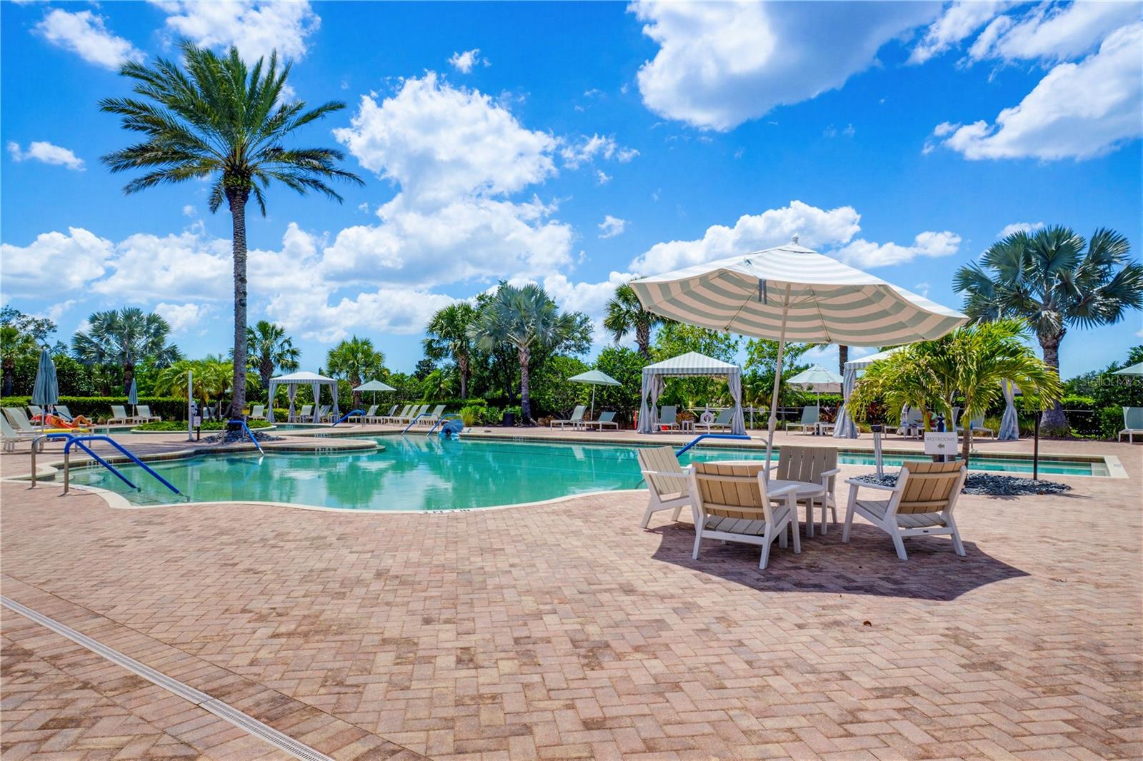 ESPLANADE GOLF AND COUNTRY CLUB - Residential