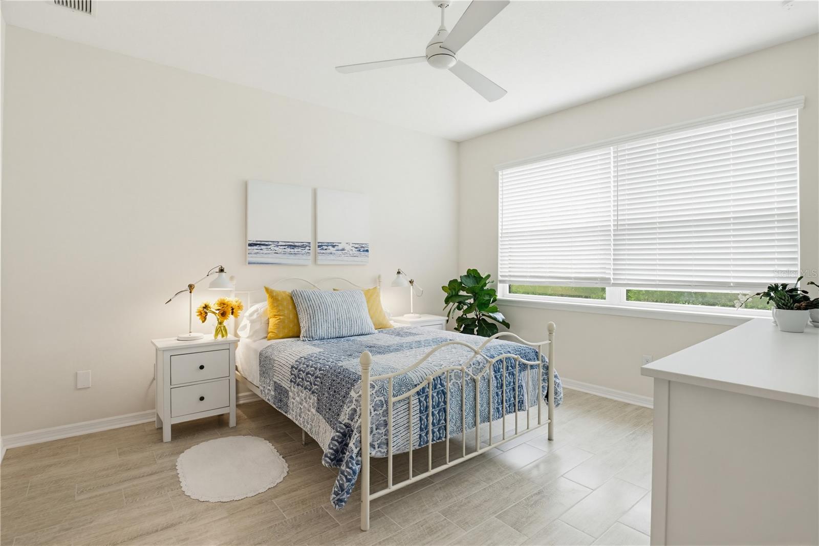 ESPLANADE GOLF AND COUNTRY CLUB - Residential