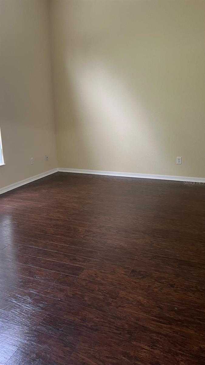 LA VINA 49 135 - Residential Lease