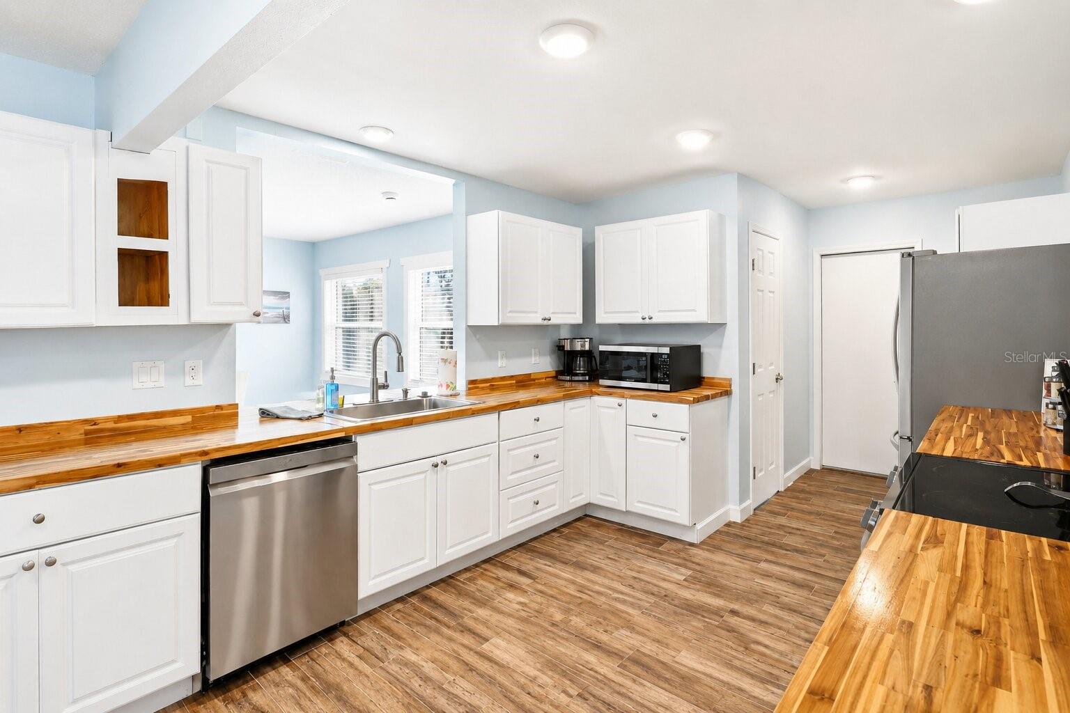 INDIAN WATERS UNIT 02 - Residential
