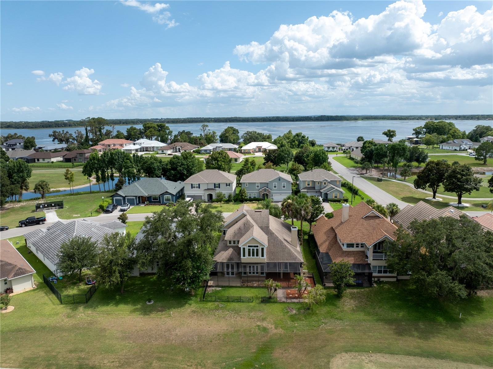 DEER ISLAND CLUB 2ND REPLAT THE - Residential