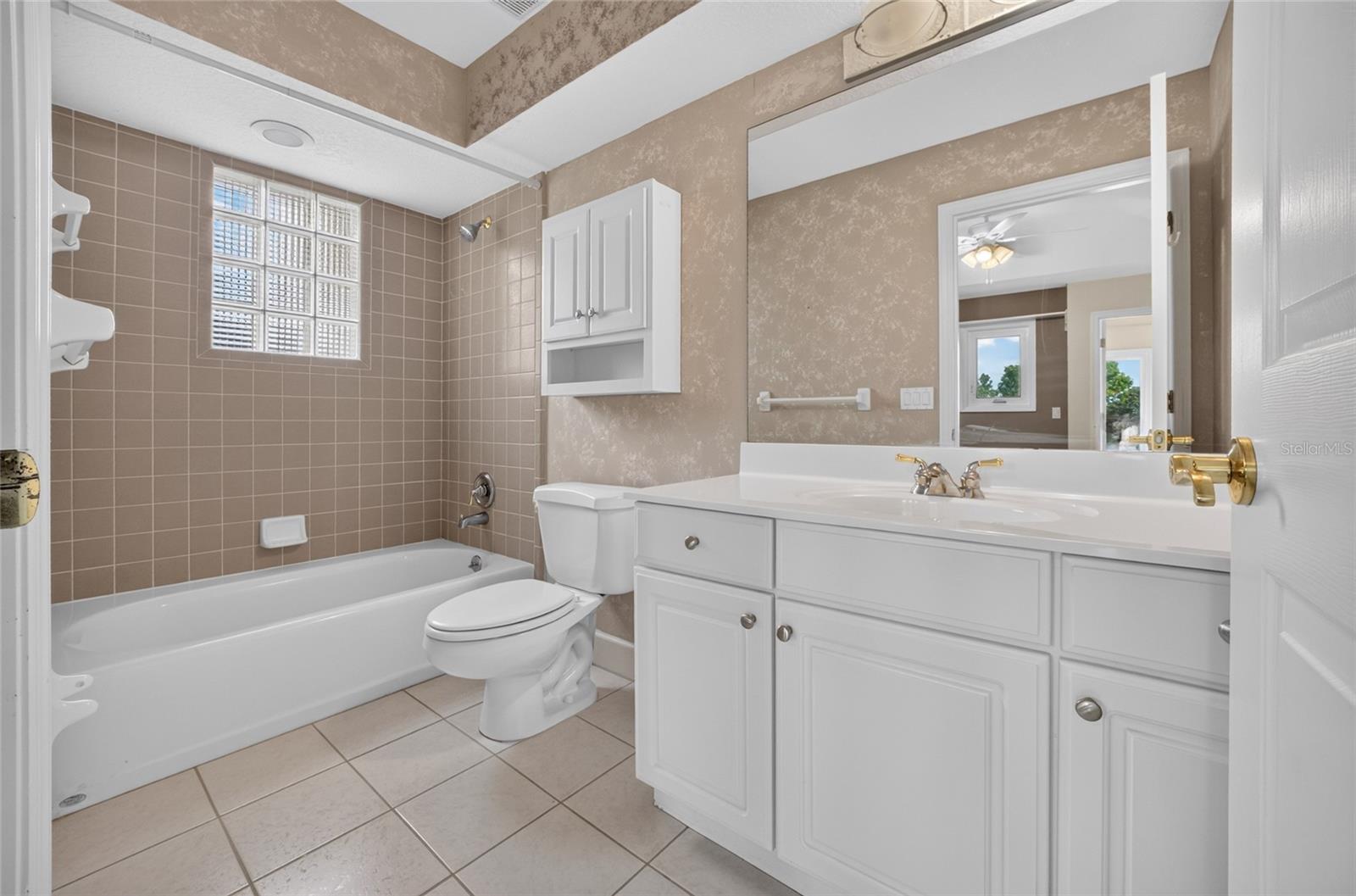DEER ISLAND CLUB 2ND REPLAT THE - Residential