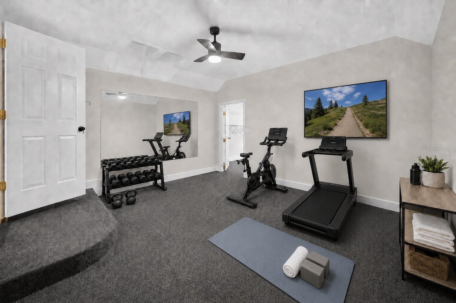 DEER ISLAND CLUB 2ND REPLAT THE - Residential