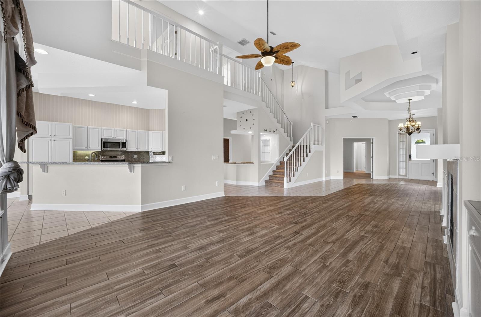 DEER ISLAND CLUB 2ND REPLAT THE - Residential
