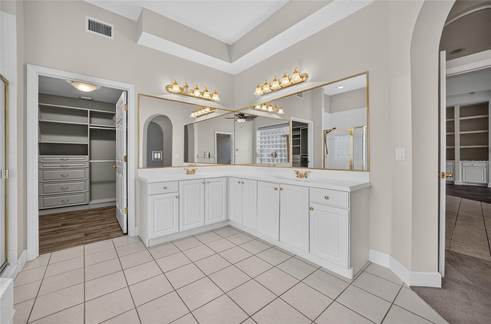 DEER ISLAND CLUB 2ND REPLAT THE - Residential