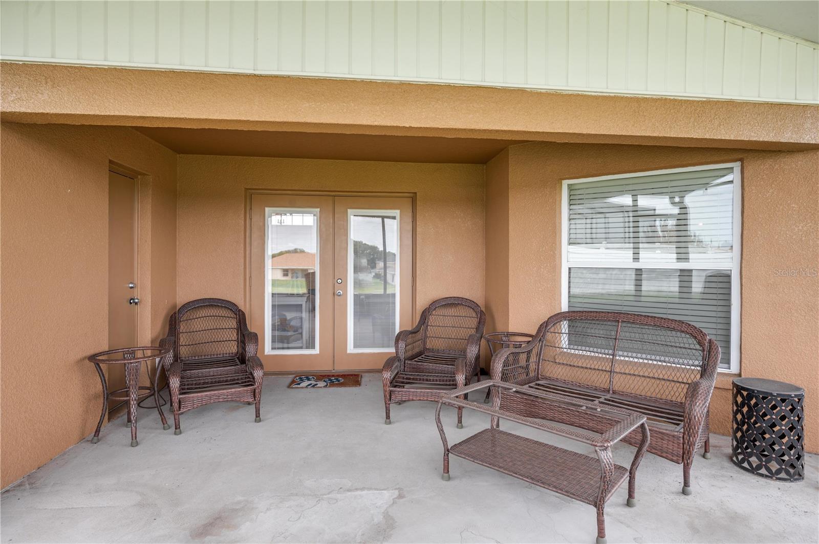 COUNTRY CLUB ESTATES - Residential
