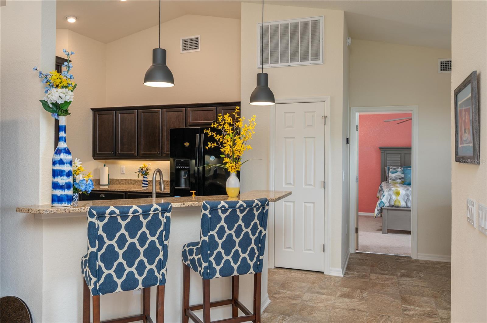 COUNTRY CLUB ESTATES - Residential